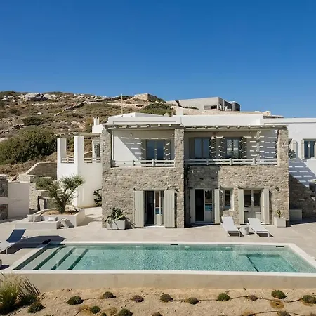 Villa Atlas, In The Outskirts Of Naoussa
