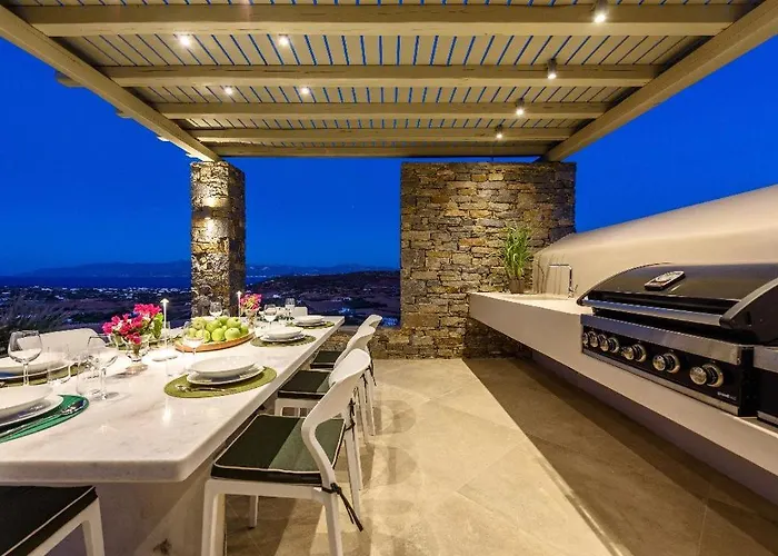 Atlas, In The Outskirts Of Вилла Науса